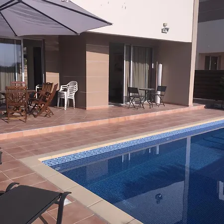 Hart Residences *